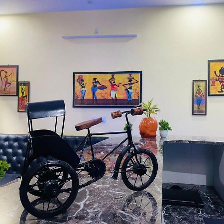 Hotel Manohar Rishīkesh Buitenkant foto