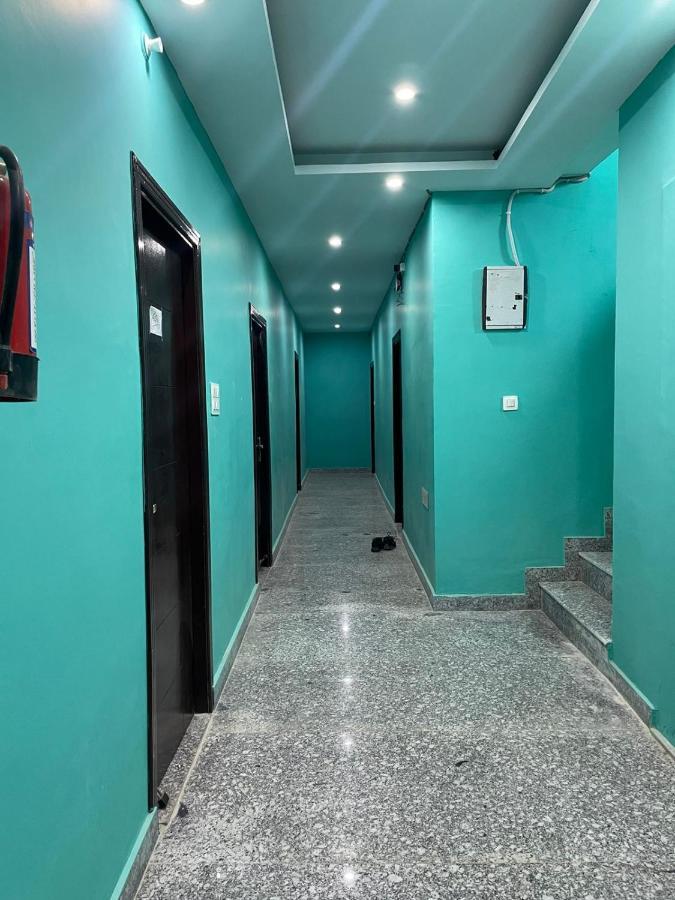 Hotel Manohar Rishīkesh Buitenkant foto