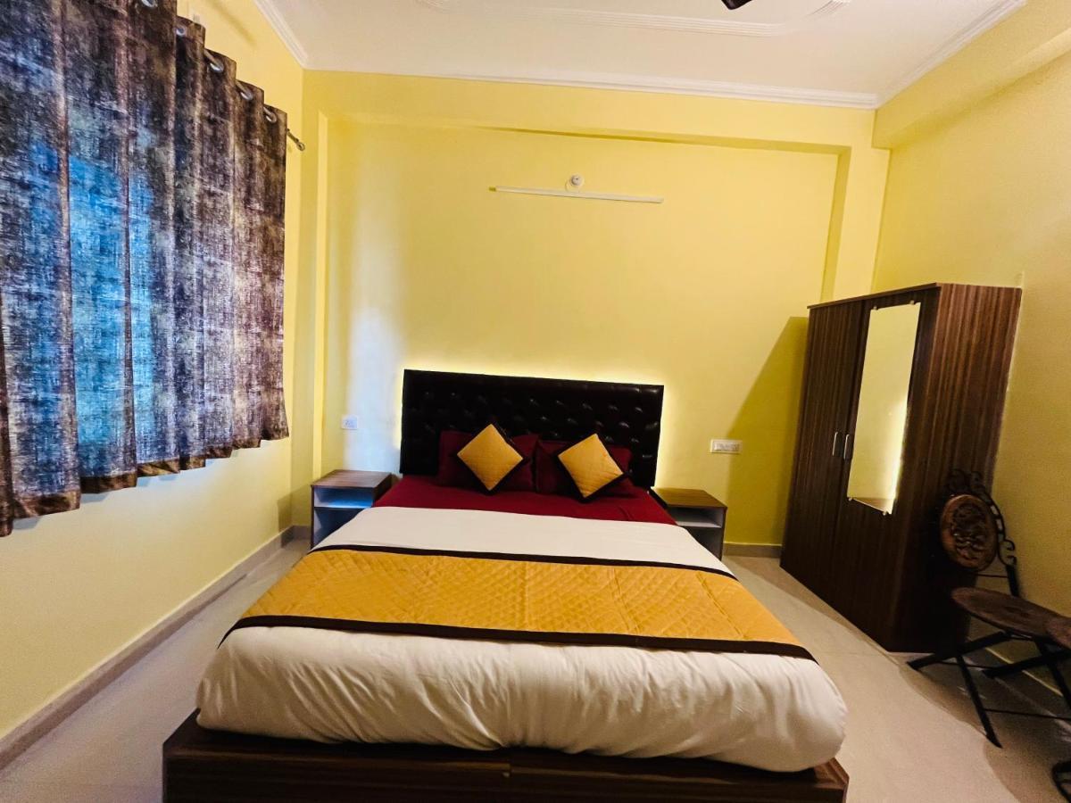 Hotel Manohar Rishīkesh Buitenkant foto